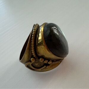 Gold Stone Fashion Ring